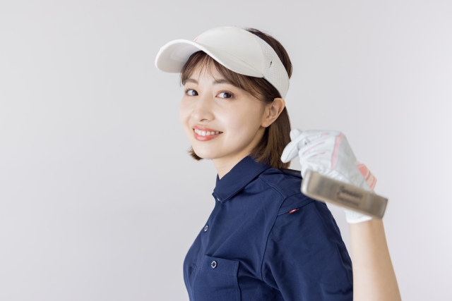 「私は世界一パットが上手い」と思い込んでいるパターを持った女性。